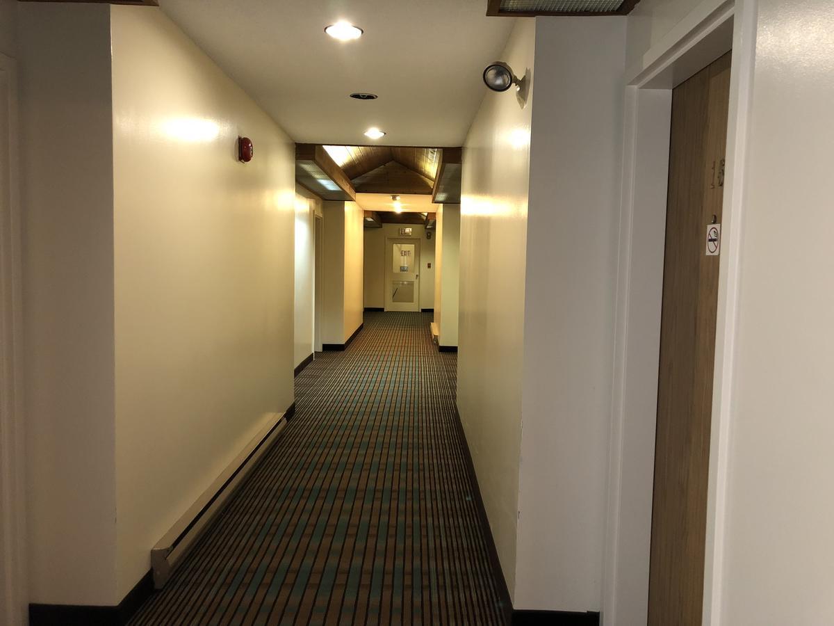 Agassiz Park Lodge - Under New Management McCreary Экстерьер фото