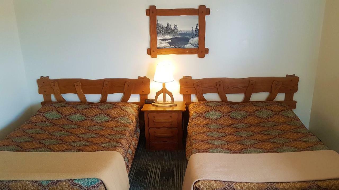 Agassiz Park Lodge - Under New Management McCreary Экстерьер фото