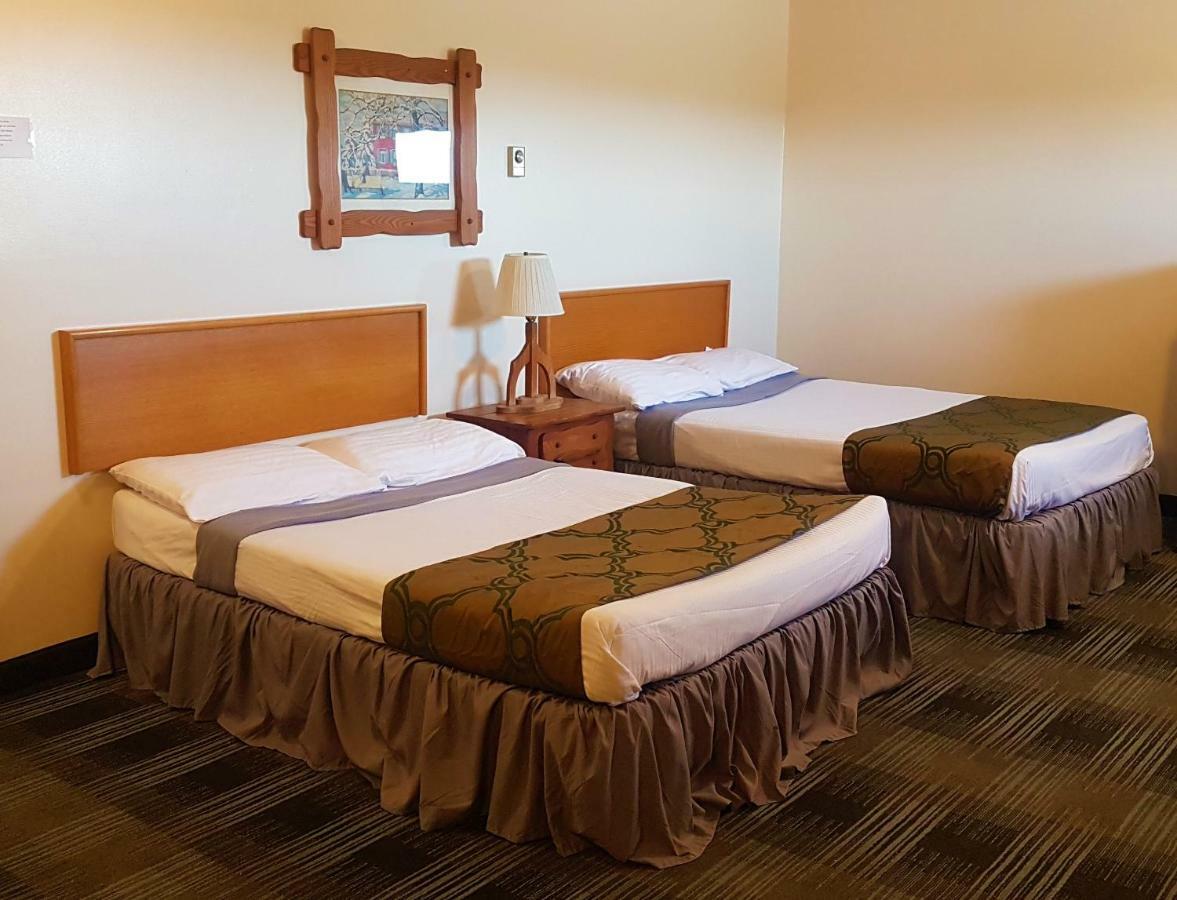 Agassiz Park Lodge - Under New Management McCreary Экстерьер фото